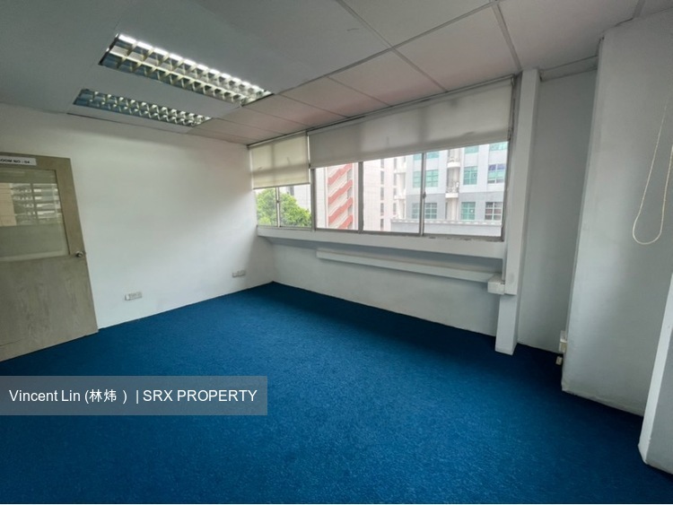 Valiant Industrial Building (D13), Factory #500811821